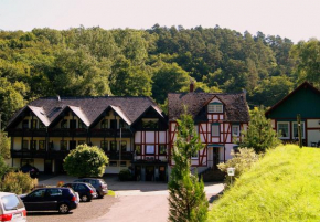 Hotels in Emmelshausen